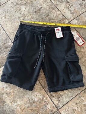 NWT Ring of Fire men's fleece-lined cargo shorts drawstring waist LG black